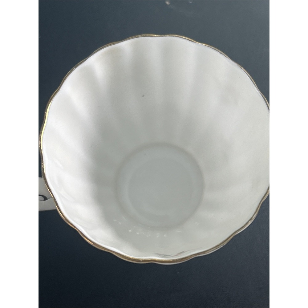 Vintage Royal Tuscan Fine Bone China Cup/Saucer Set Mini Floral Pattern - Picture 10 of 15